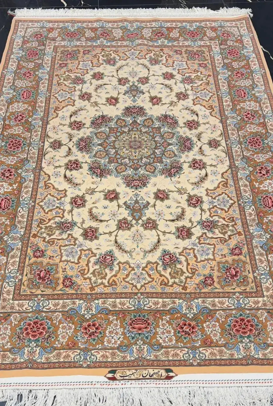 "Premium Isfahan Persian rug, handwoven in Iran using wool and silk, 220 cm x 150 cm. Stunning floral motifs, dense 810,000 knots/m², perfect for adding elegance to any living space."